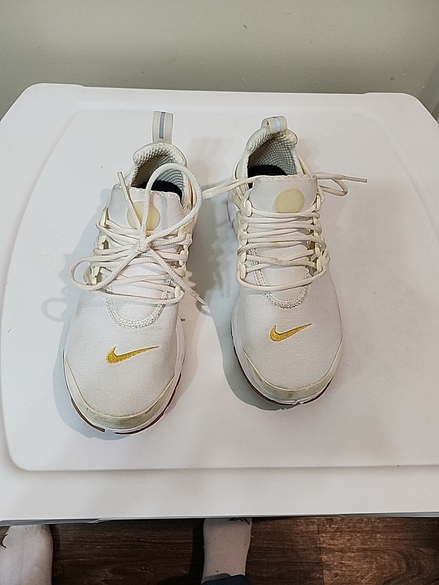 air presto essential triple white