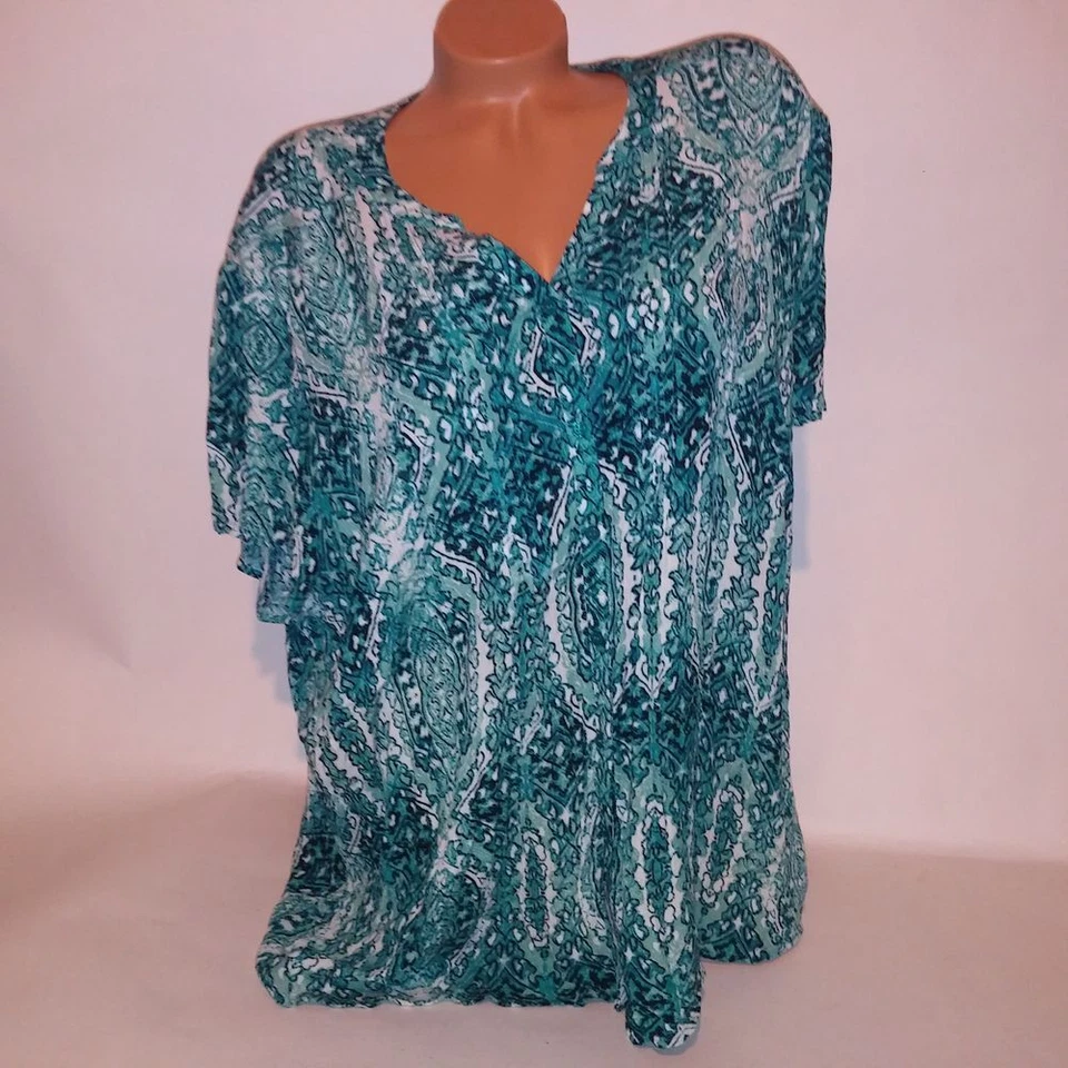 Blusa Laura Scott Plus Size 2X azul-petróleo manga curta com botões - Imagem 2 de 4