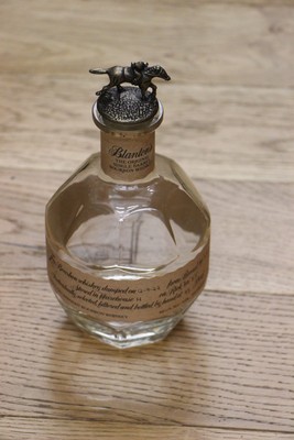 750ml Blantons Single barrel bourbon Whiskey bottle with 0 Topper