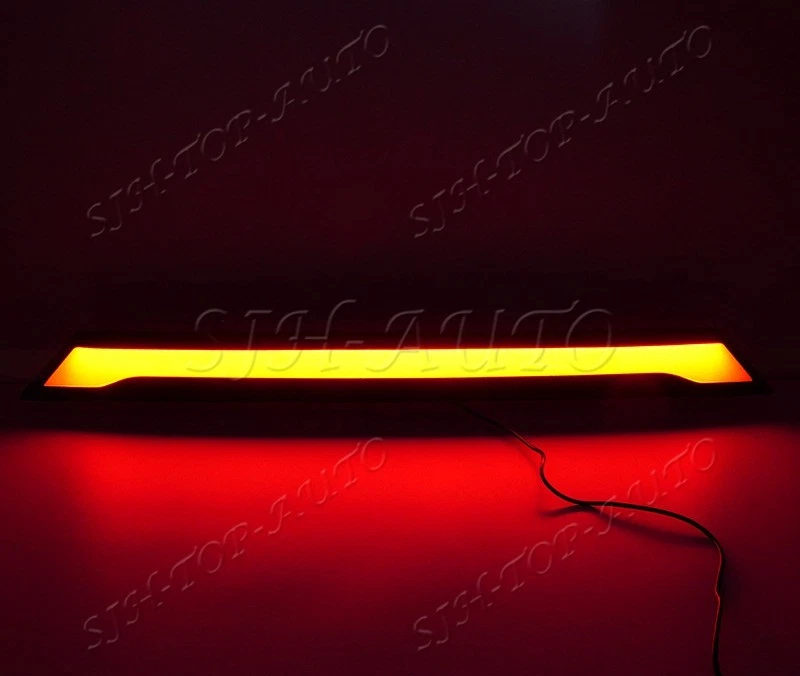 Luz de freno LED para puerta trasera maletero coche para Toyota Sequoia SUV 2023-2026 Foto 2 de 4