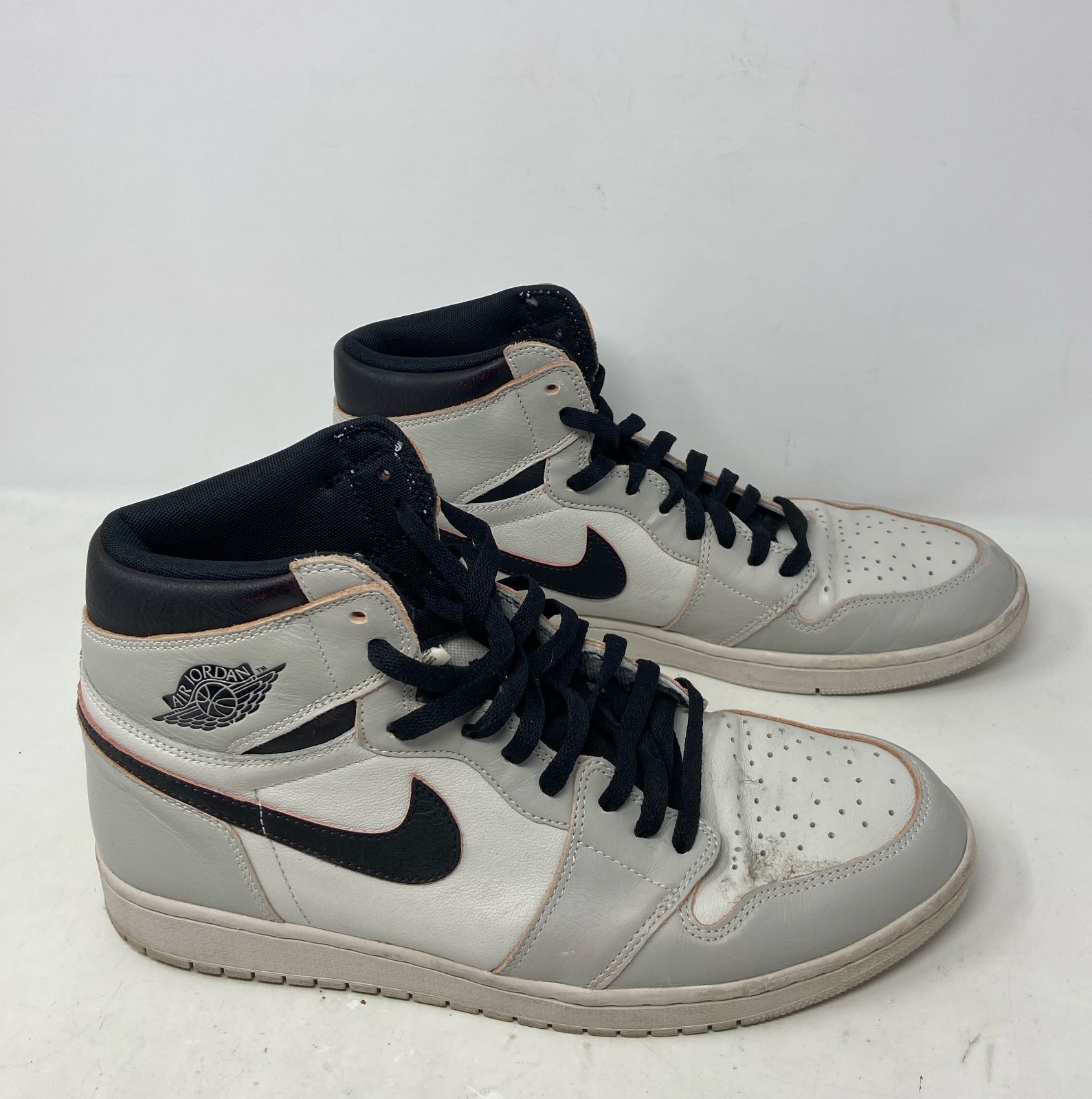 Nike Air Jordan 1 Retro High OG Defiant SB ‘NYC to Paris’ Light Bone Men’s 13