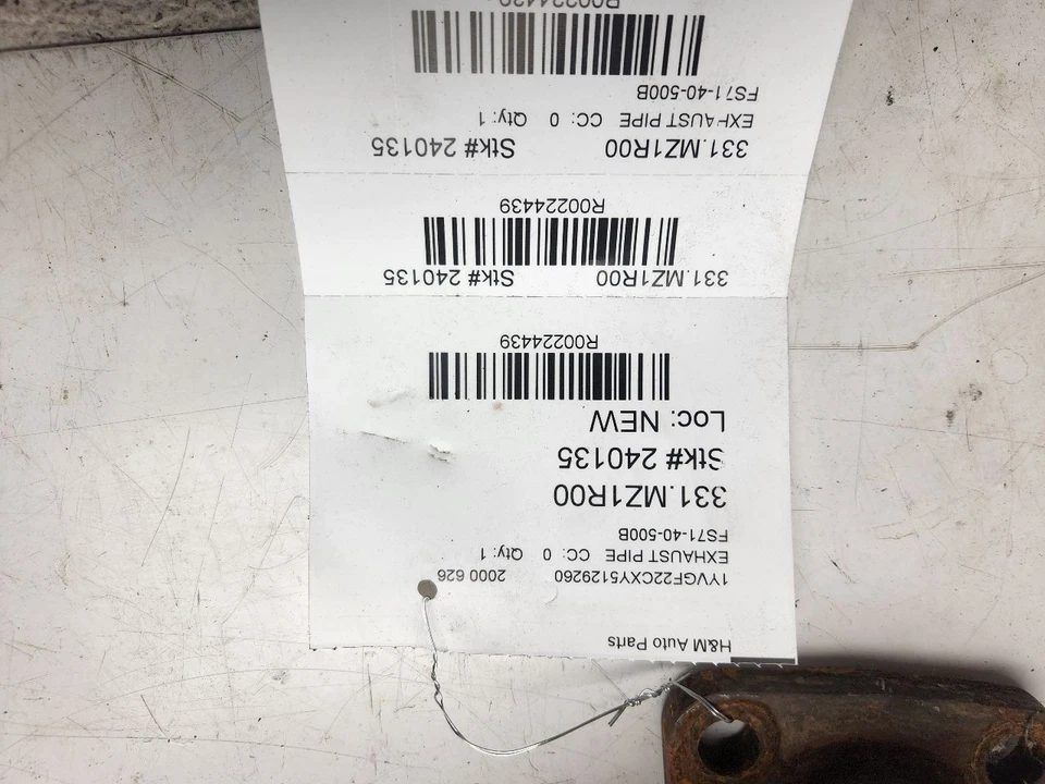 Tubo de escape Mazda 626 2000-2002 OEM FSA9-40-500A Foto 4 de 4