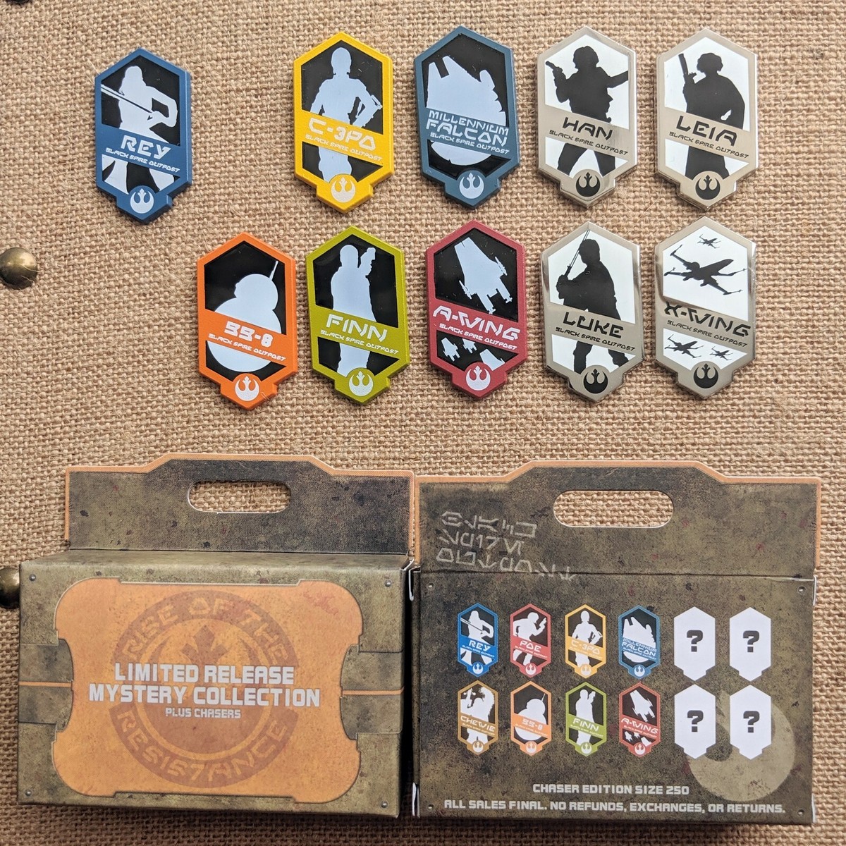 Star Wars Galaxy's Edge Rise of the Resistance Mystery Pin 2019