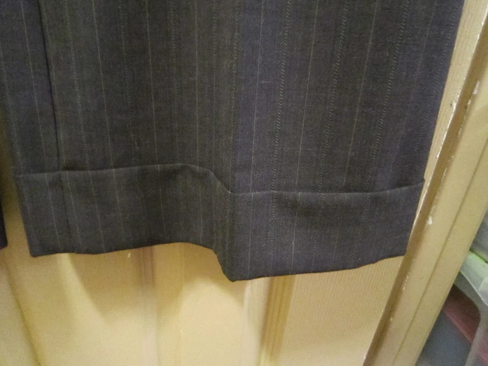 TALLA 8 TRINA TURK LA MUJER PANTALONES NEGROS A RAYAS PIERNA ANCHA PUÑOS, 34" ENTREPIERNA, USADOS EN EXCELENTE ESTADO Foto 3 de 4