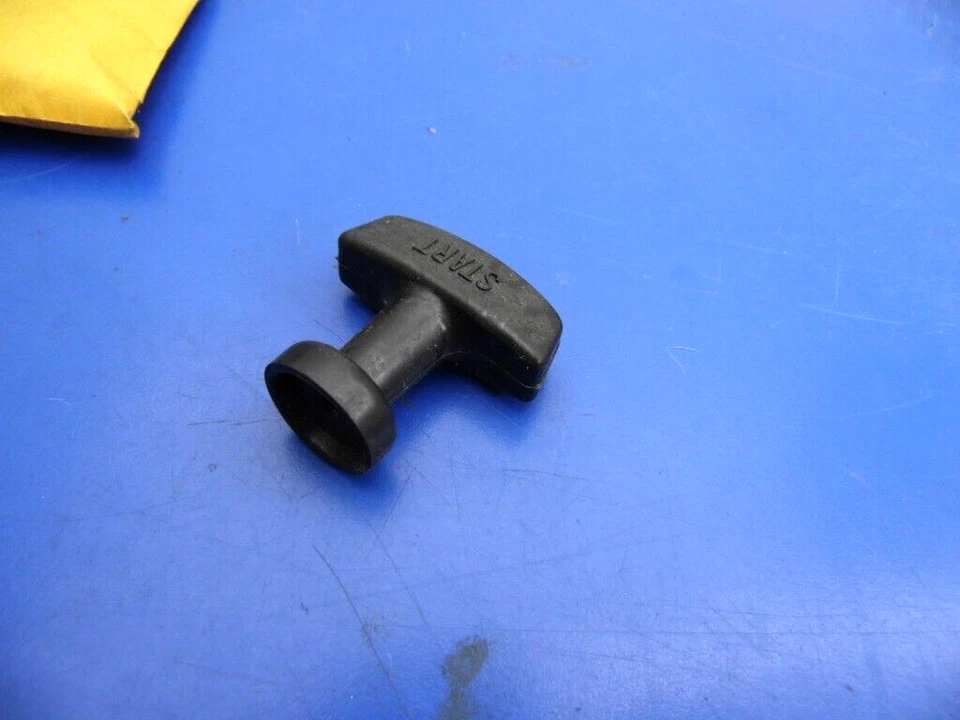 Green Machine 309855, Starter Handle , NEW, Lot of 1 - Image 2 of 3
