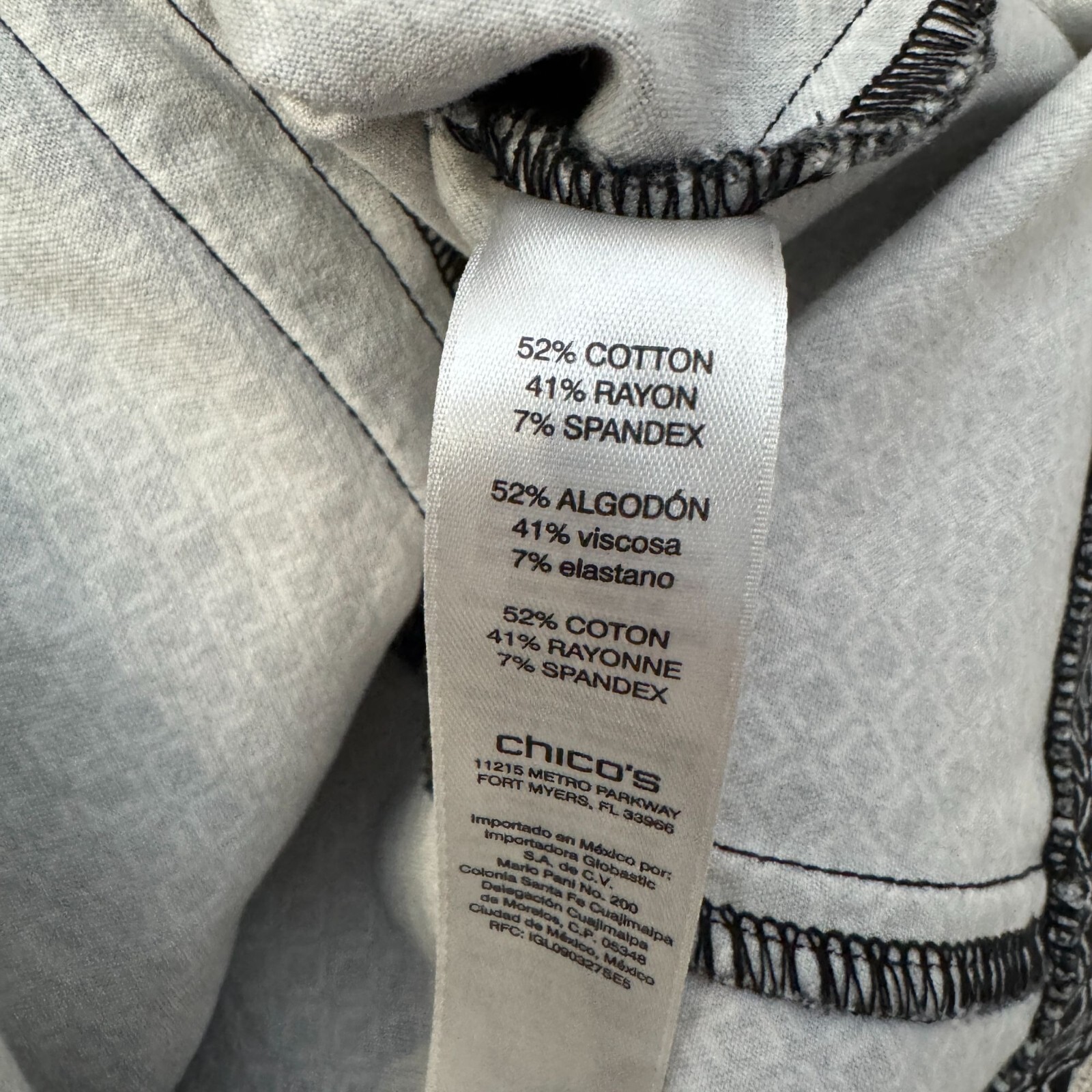 Chico’s Button-Up Jacket Geometric Pattern Ruched… - image 9