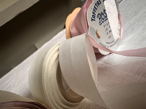 Vintage Tape Ribbons, Pastel Mauve, Pink & White /3 x Rolls - Picture 11 of 14