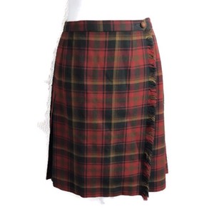 maple leaf tartan kilt