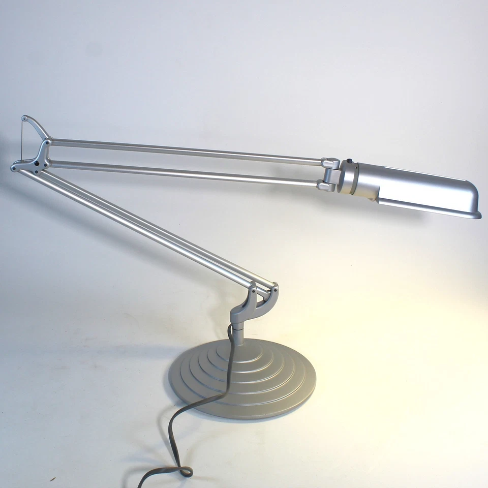Humanscale Task Light Desk Table Lamp Adjustable Swing Arm With Base - Image 2 of 4