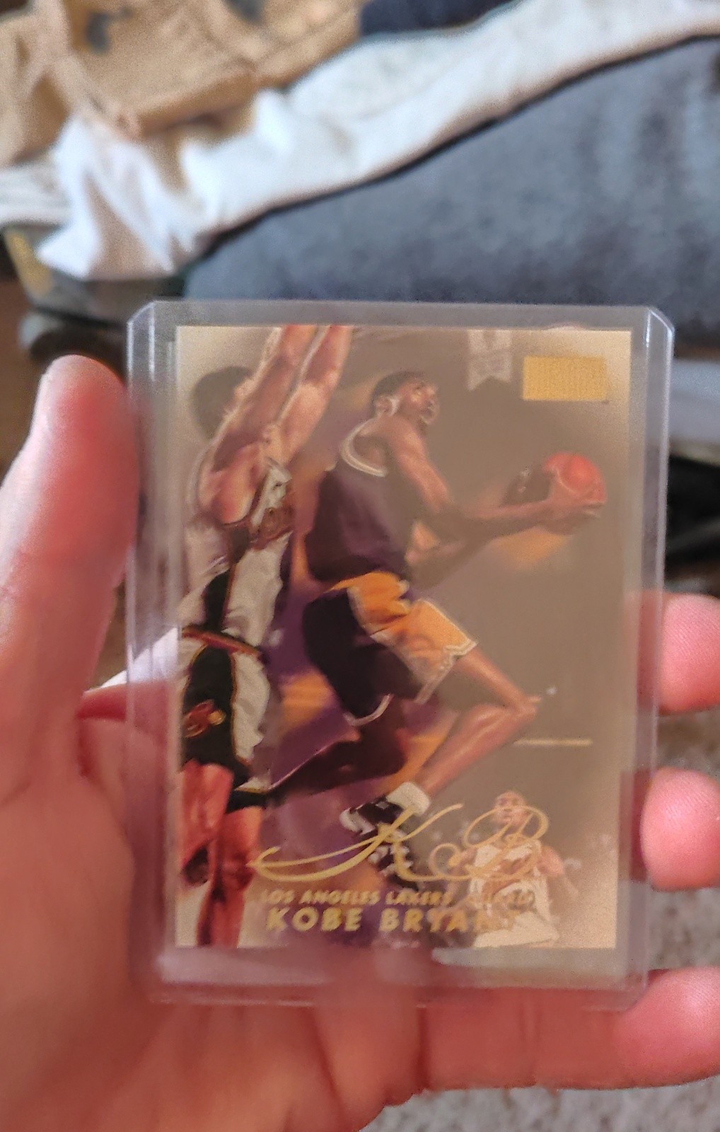 1998-99 Skybox Premium - Kobe Bryant #44
