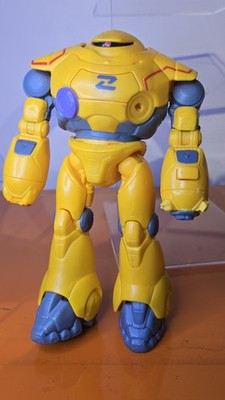 WowWee Yellow Blue Robot Toy Figure for Kids Ages 4-7 8-11 Years Collectible