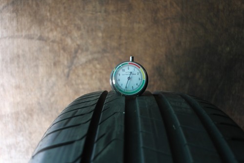 1x neumáticos de verano Pirelli 255/45 R19 104Y Cinturato P7 DOT:3422 (L674 - Imagen 2 de 6