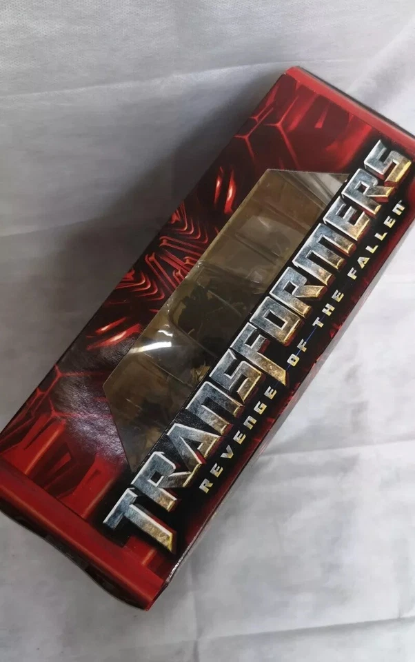 Hasbro Transformers Revenge Of The Fallen 2009 Voyager Class MISB - Image 3 of 4