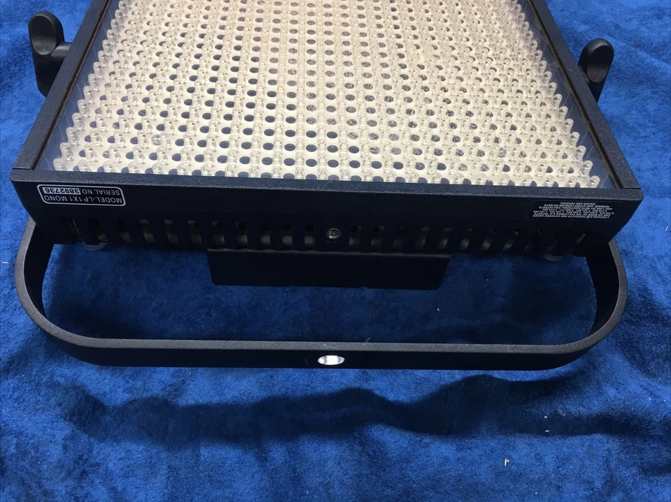 LITE PANELS LP-1x1 LED Panel WITH BRACKET - Image 4 of 4