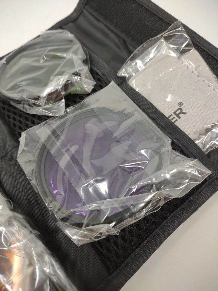 Neewer Lens Filters Set of 4 in Case with Cleaning Cloth Purple Amber Red Green - Image 2 of 4