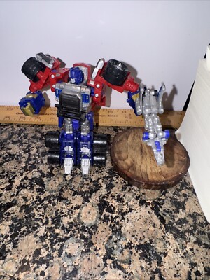 Optimus Prime Transformers Armada Super Class Auto Figure 2001 Hasbro 