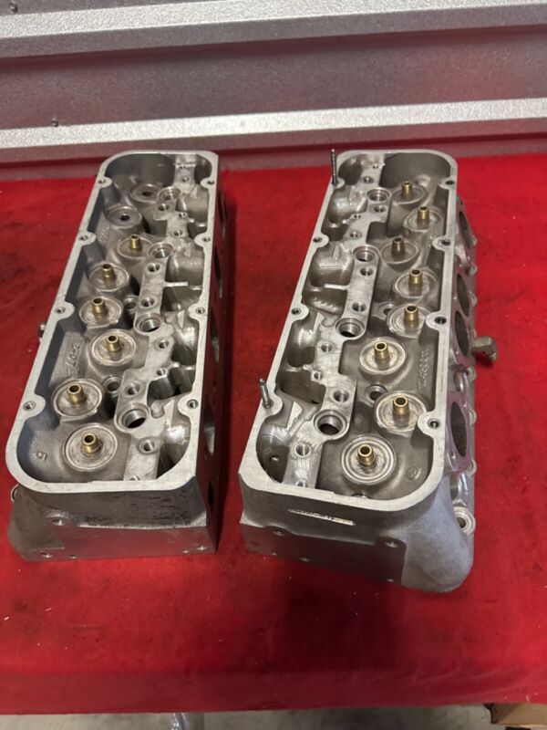 NEW 2 DODGE CHRYSLER MONSTER MAGNUM 318 360 5.2 5.9 OHV V8 CYLINDER HEADS  NO COR