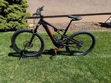2017  Specialized Turbo Levo FSR 6Fattie Medium 27.5 Wheels
