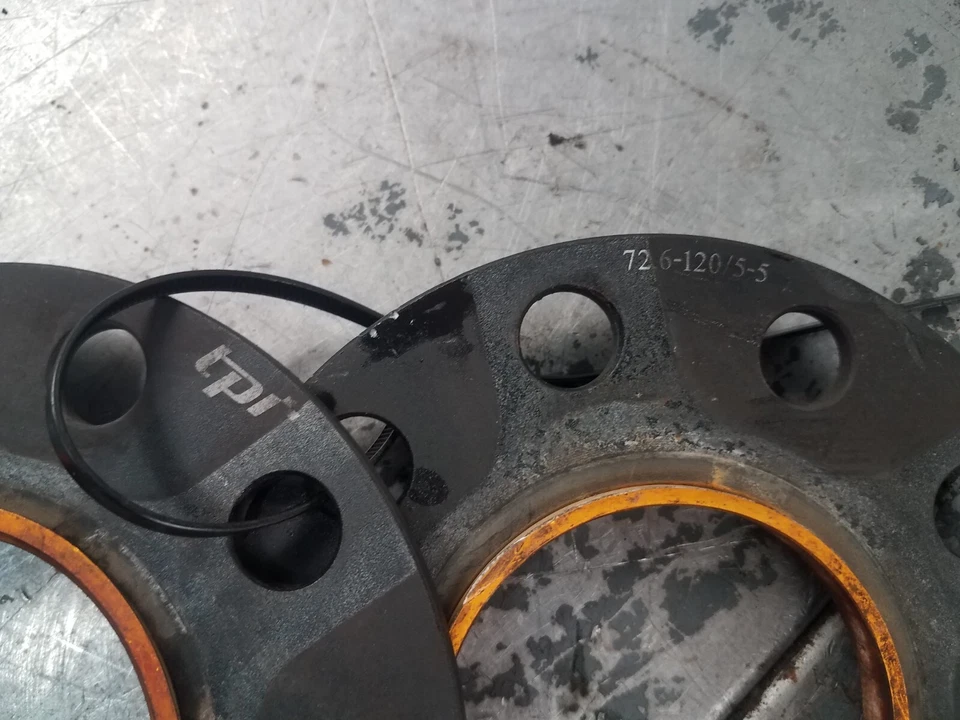 Cadillac CTS-V 2011 Taper Pro TPi espaciadores de rueda - 3 #4938 V6 Foto 4 de 4