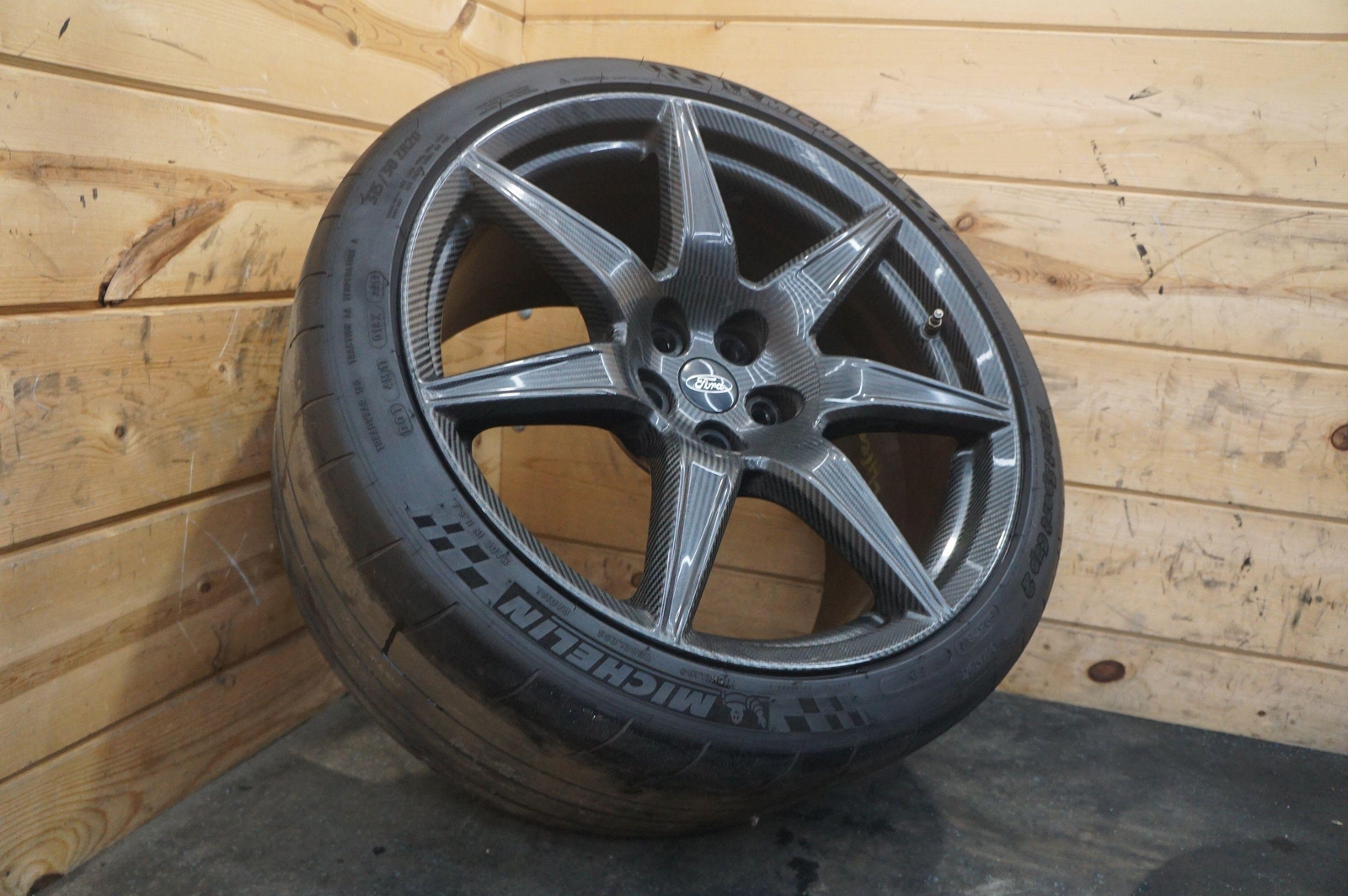 Rear 20x11.5 Carbon Fiber 7Spoke Wheel Rim OEM Ford Mustang Shelby