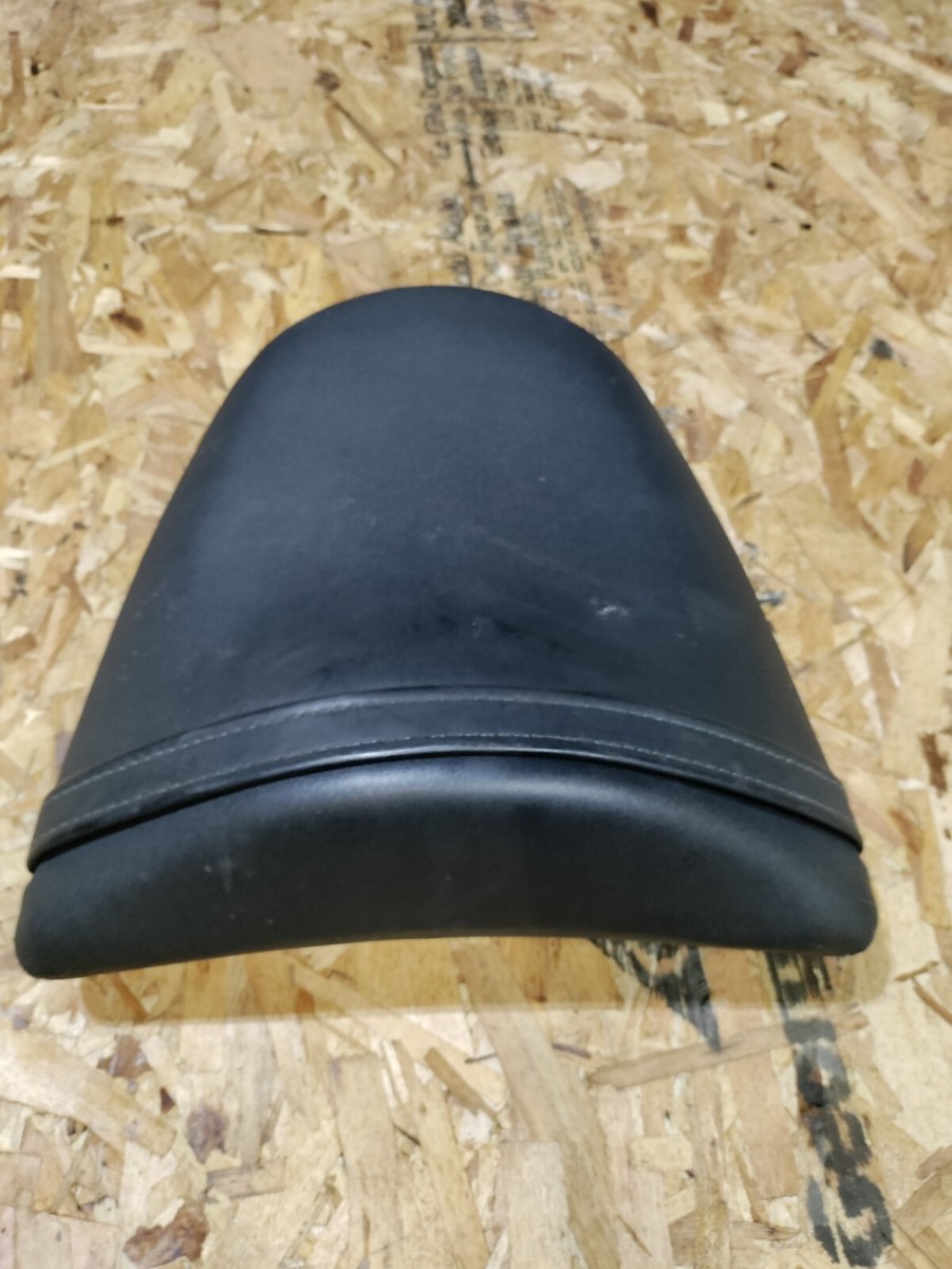 2003 2004 KAWASAKI ZX6R 636 OEM PASSENGER SEAT SMALL TEAR | eBay