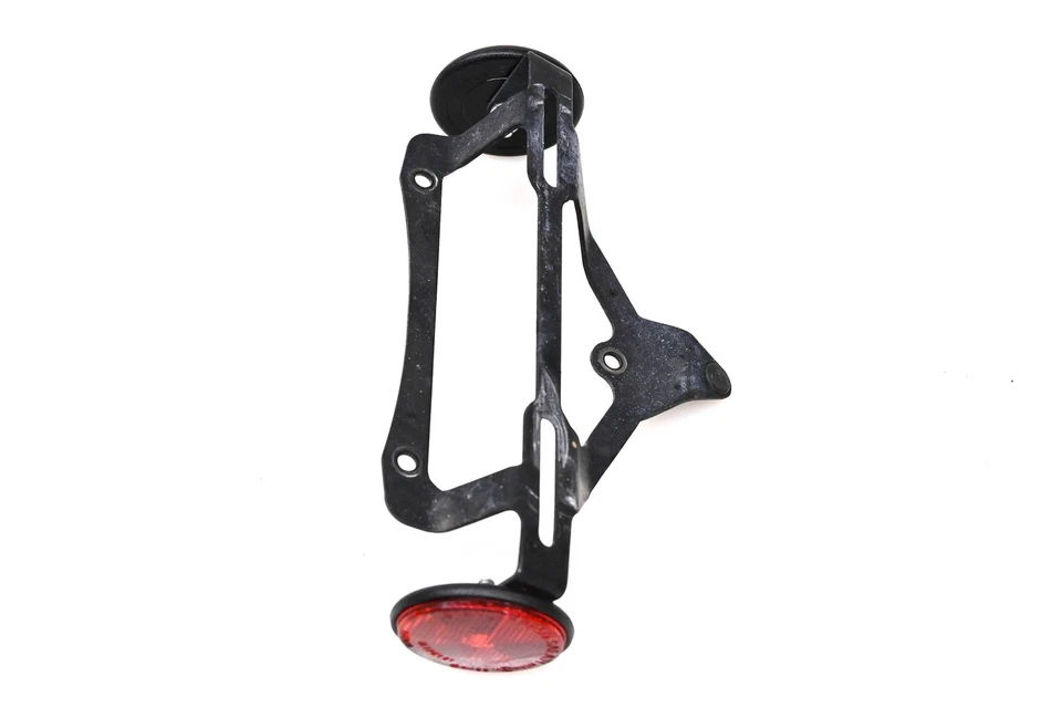 Крепление кронштейна для номерного знака 17 Honda CBR300R - Изображение 2 из 3