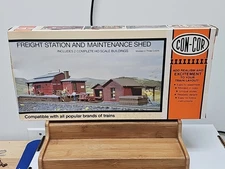 Con-Cor Freight Station And Maintenance Shed  #9022 HO SCALE New 
