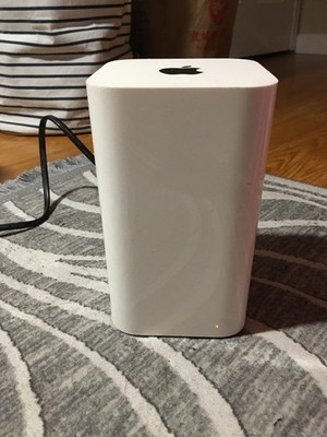Apple A1521 AirPort Extreme Base Station Wireless Router