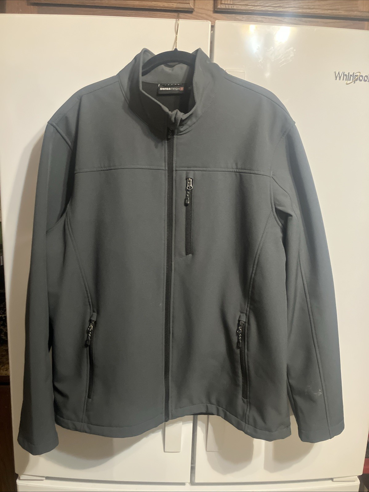 swiss tech jacket large - image 1