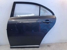 Porte arrière et accessoires Toyota AVENSIS