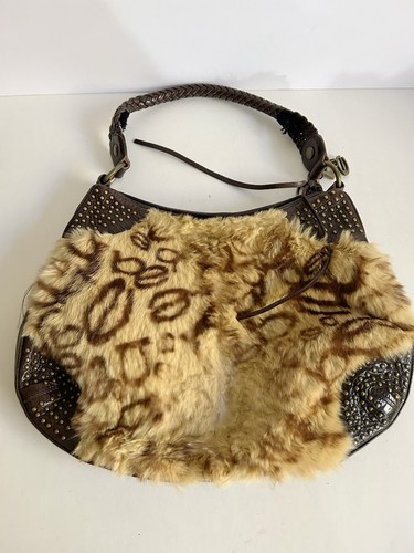 Bolso de hombro con tachuelas de cuero marrón con estampado de logotipo Bebe Bobo - Imagen 5 de 9