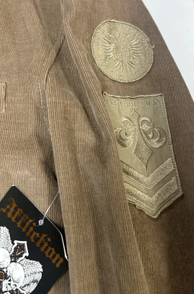 NUEVO CON ETIQUETAS Chaqueta Blazer Affliction Para Hombres L Bronceada Viva Rápida Calavera Pana Bordada Y2K Foto 4 de 4