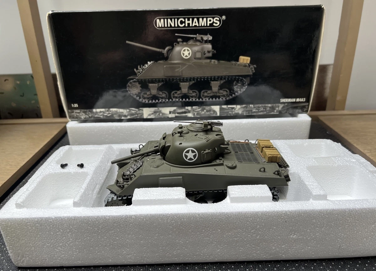 CHAR SHERMAN M4A3 EN METAL 1.35eme DE LA MARUQE MINICHAMPS NEUF DANS SA