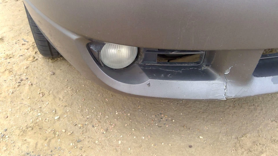 1998-2003 Ford Escort Zx2 Passenger Right Front Lower Fog Light Lamp Oem - Image 4 of 4