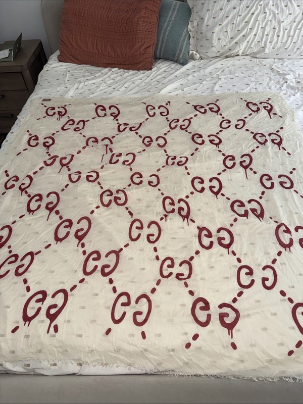 Gucci  GG Scarf