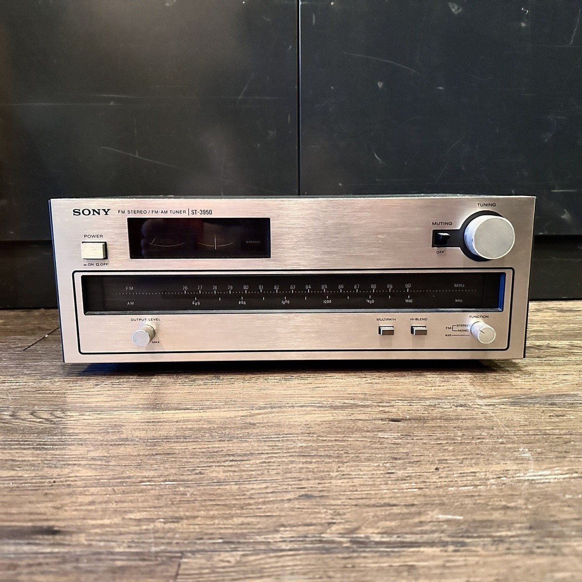 Sony st-3950 vintage audio equipment - eBay listing photo 2