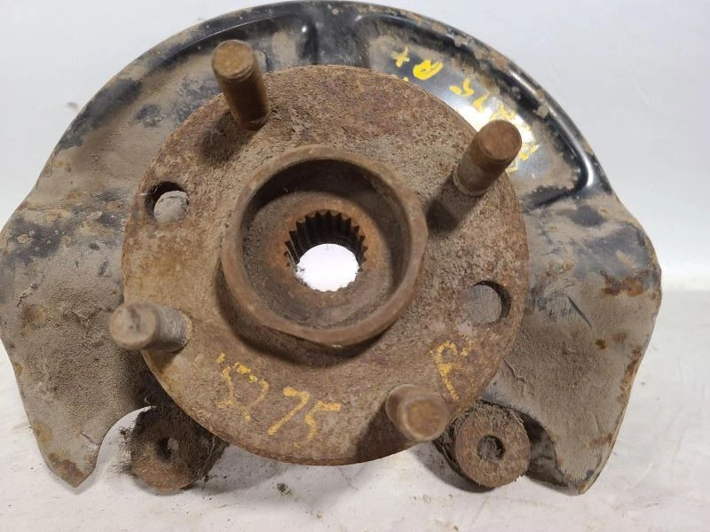 Husillo/nudillo delantero pasajero excluyendo turbo compatible con 85-89 SPECTRUM 643037 Foto 2 de 3