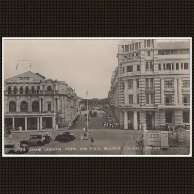 Colombo Ceylon Grand Oriental Hotel P&O Building Street Scene Vintage Postcard - Image 1 of 2