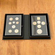 2020 ROYAL MINT Collectors Edition  13 Coins + medal UK Proof Coin Set with COA