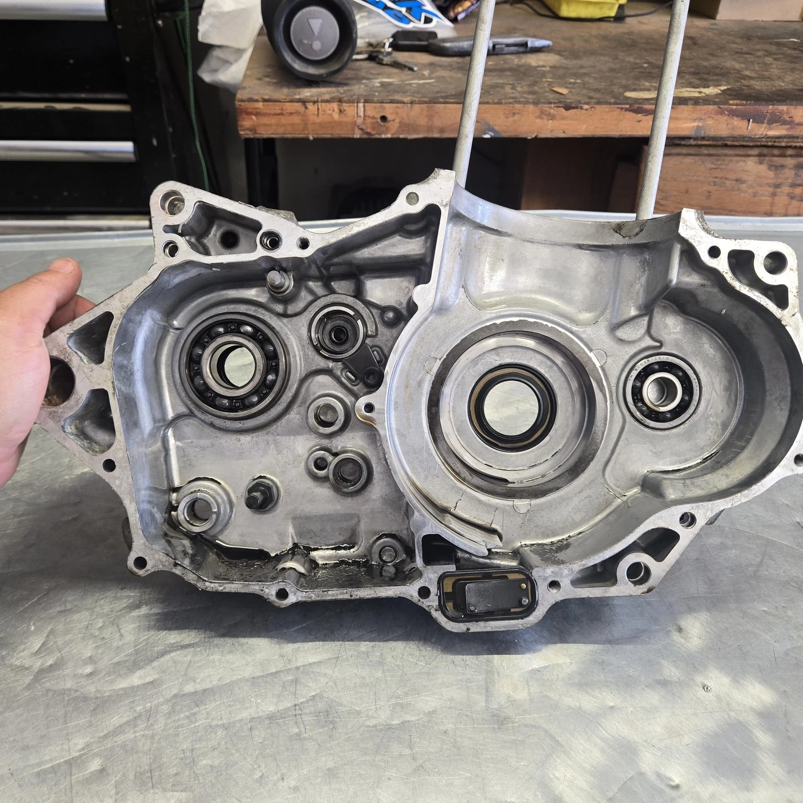 2004 Honda Xr650r Left Engine Motor Crankcase Crank Cases Block