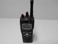 MACOM HARRIS P7100 IP Portable 2-Way Radio HT7150SU1X UHF 800 Mhz