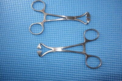 2 Each V Mueller SU2936  Non-Perforating Towel Forceps 5'' SS
