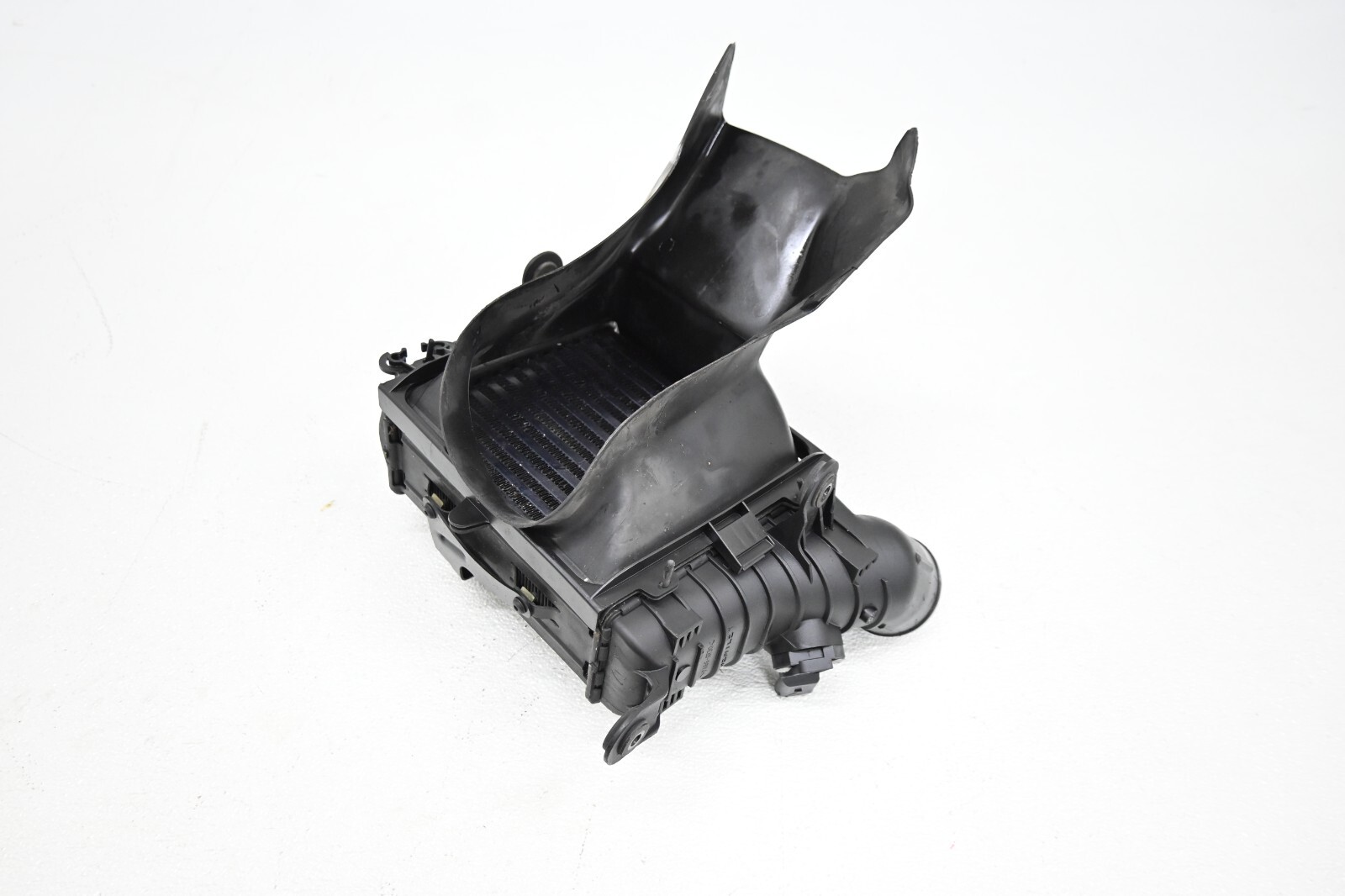 ⭐ 03-12 Bentley Continental Left Side Engine Turbo Intercooler Radiator Unit Oem