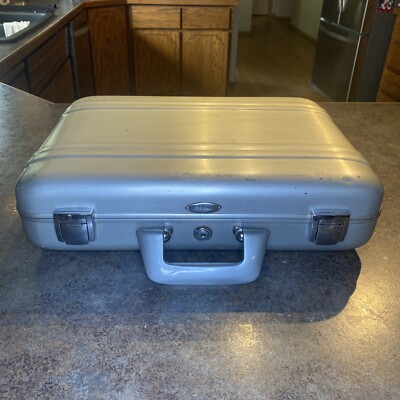 ZERO CENTURION ELITE ALUMINUM CARRYING CASE 18 X 13 X 6 No Key UNLOCKED