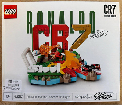 LEGO Cristiano Ronaldo Soccer Highlights 43012 Editions Set, 490 Pieces