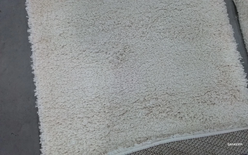 IVORY 2'-3" x 7'-0" Back Stain Rug, Reduced Price 1172789654 SGN725-1212-27 - Image 3 of 4