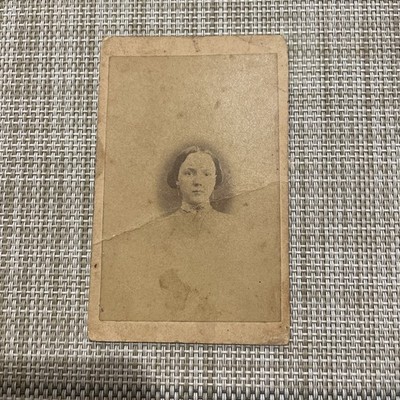 CDV - Young Woman by H.B. King Photographer in Taunton, Massachusetts USA