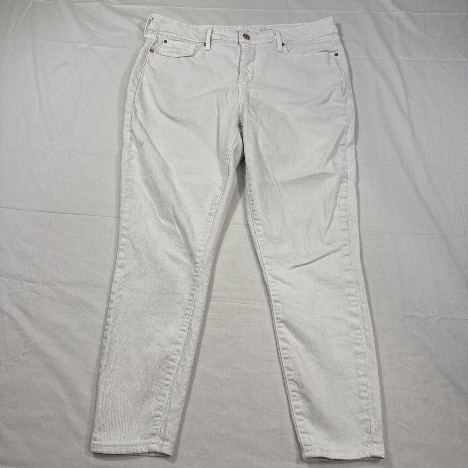 JEANS SKINNY CROP Signature Levi Strauss WOMENS 14 Mid Rise White Distressed -