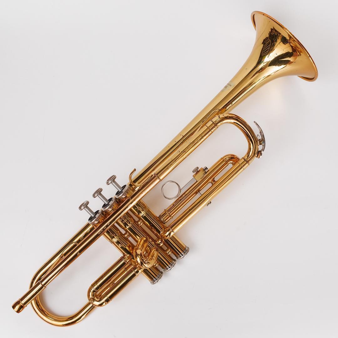 YAMAHA YTR-1335 Trumpet Yellow Brass Gold Lacquer Used with Hard Case