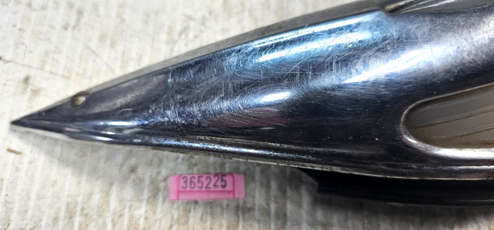 1933 Guide Pontiac Front Fender Light Knucklehead Indian Automotive Harley P225 - Image 2 of 4